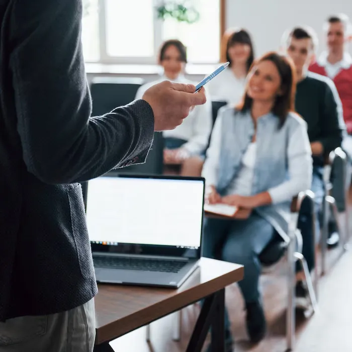 Somos un centro de Entrenamiento Oficial CompTIA, EC-Council e ISC2